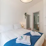 Station House 4* Рим