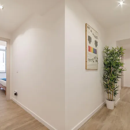 Station House 4* Rom