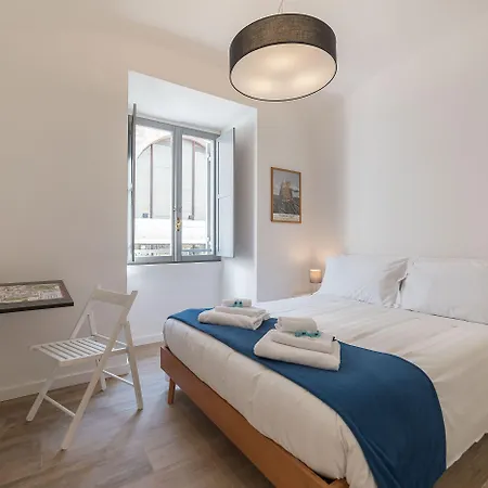 Station House Gæstehus 4*